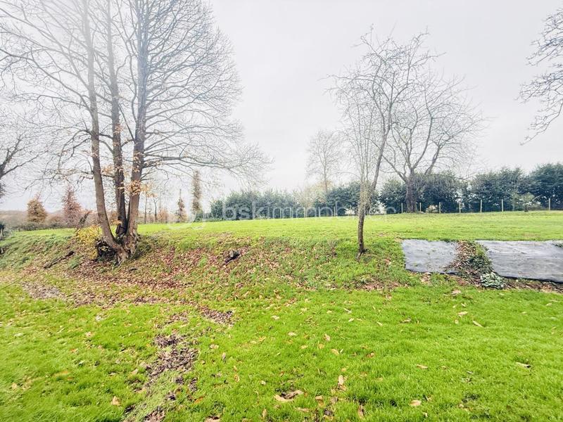 Longère - 296 m² - 6 pièces