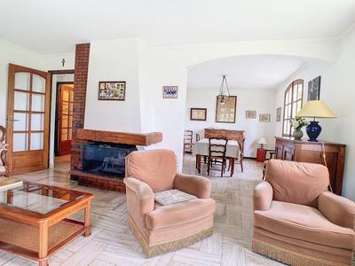 Maison - 145 m² - 5 pièces