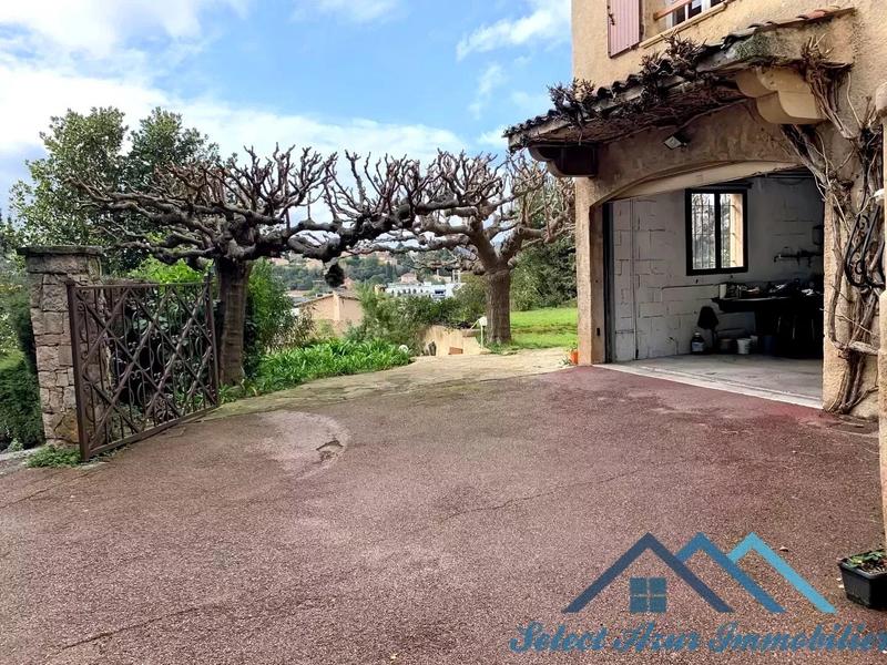 Maison - 160 m² - 5 pièces