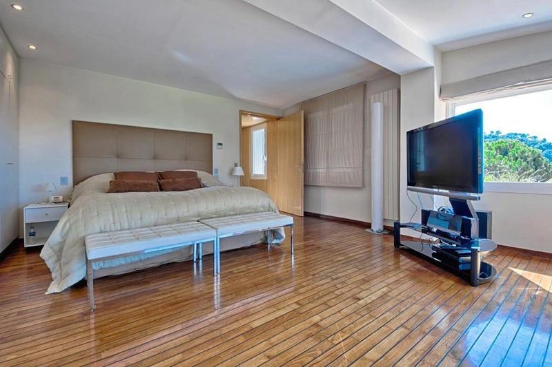 Villa - 400 m² - 12 pièces