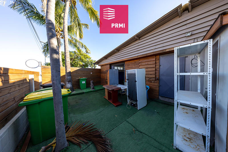 Maison - 250 m² - 1 pièce