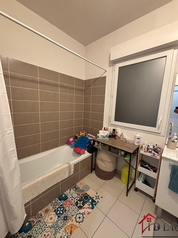 Appartement - 63 m² - 4 pièces