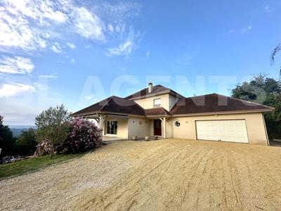 Villa - 163 m² - 6 pièces