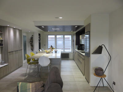 Maison - 150 m² - 10 pièces