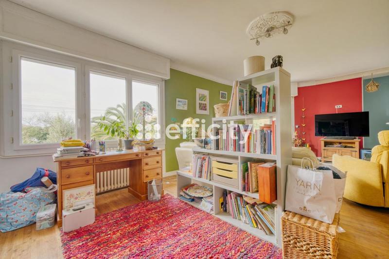 Villa - 162 m² - 6 pièces