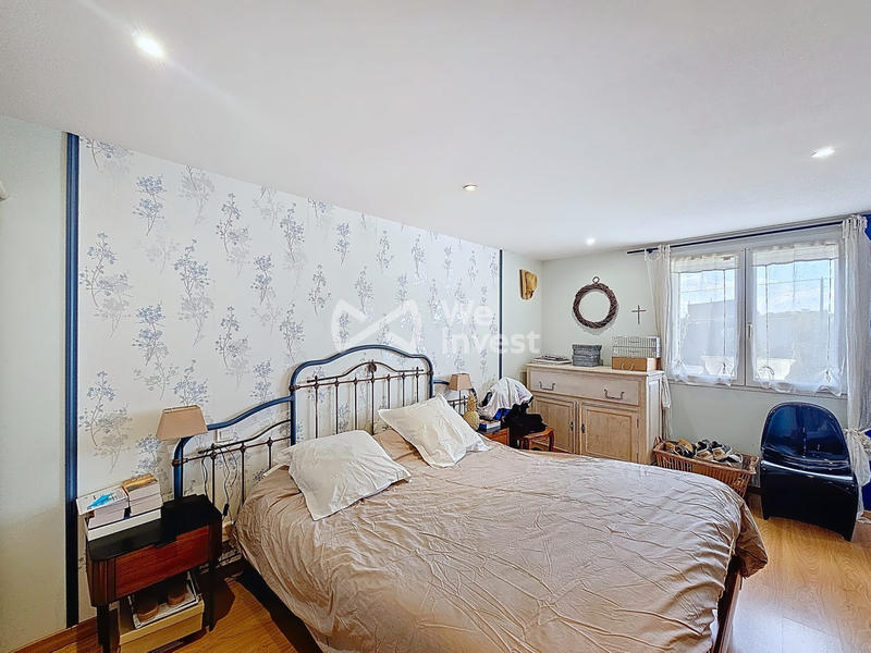 Maison ancienne - 374 m² - 14 pièces