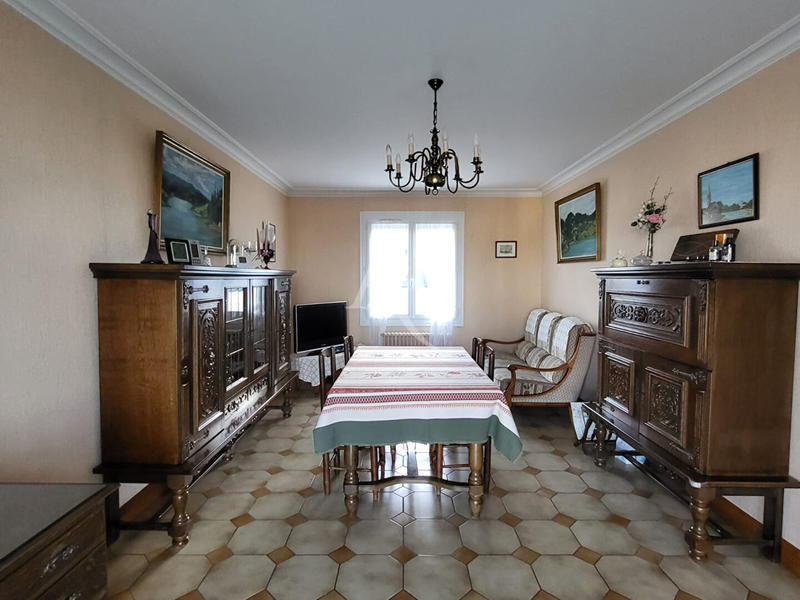 Maison - 86 m² - 5 pièces