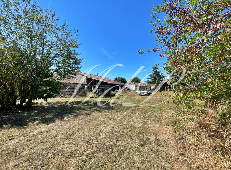 Maison de campagne - 430 m² - 10 pièces