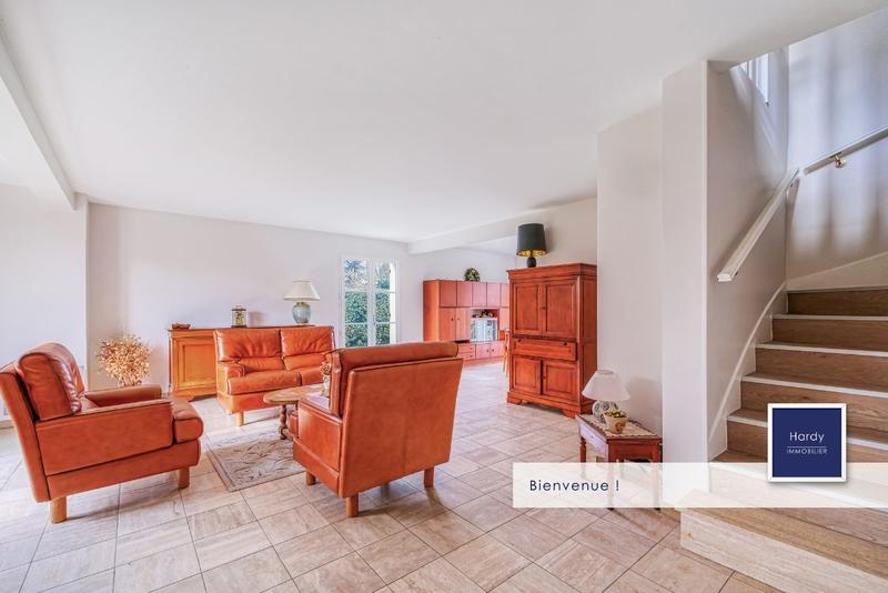 Maison - 131 m² - 6 pièces