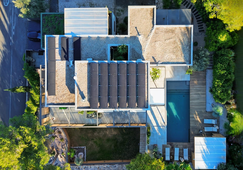 Maison - 365 m² - 8 pièces