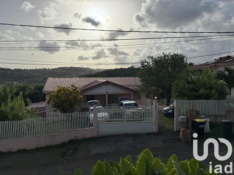 Maison - 442 m² - 12 pièces