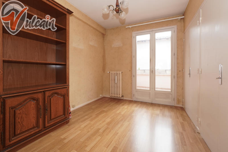 Maison - 196 m² - 8 pièces