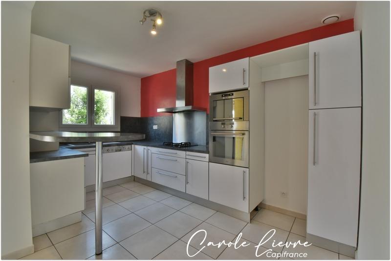 Maison - 96 m² - 4 pièces