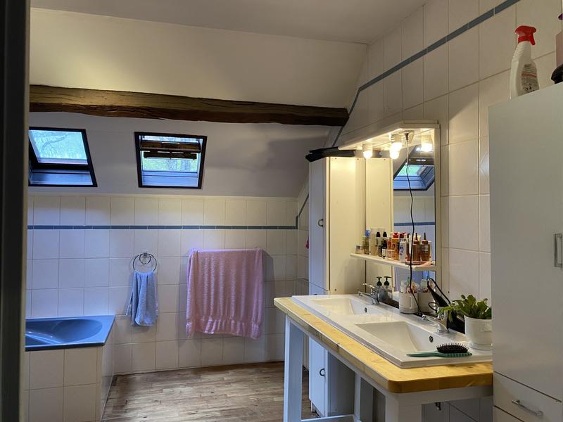 Maison - 210 m² - 7 pièces