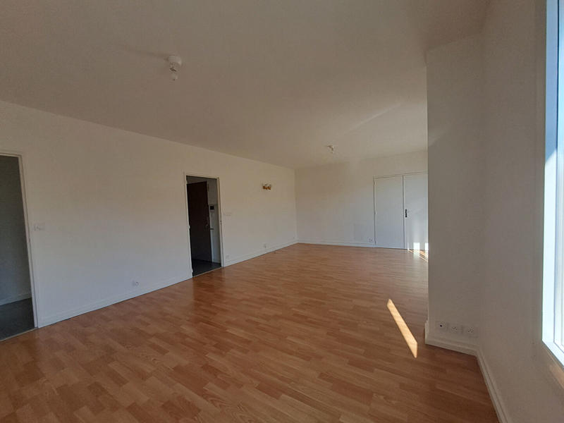 Appartement - 80 m² - 3 pièces