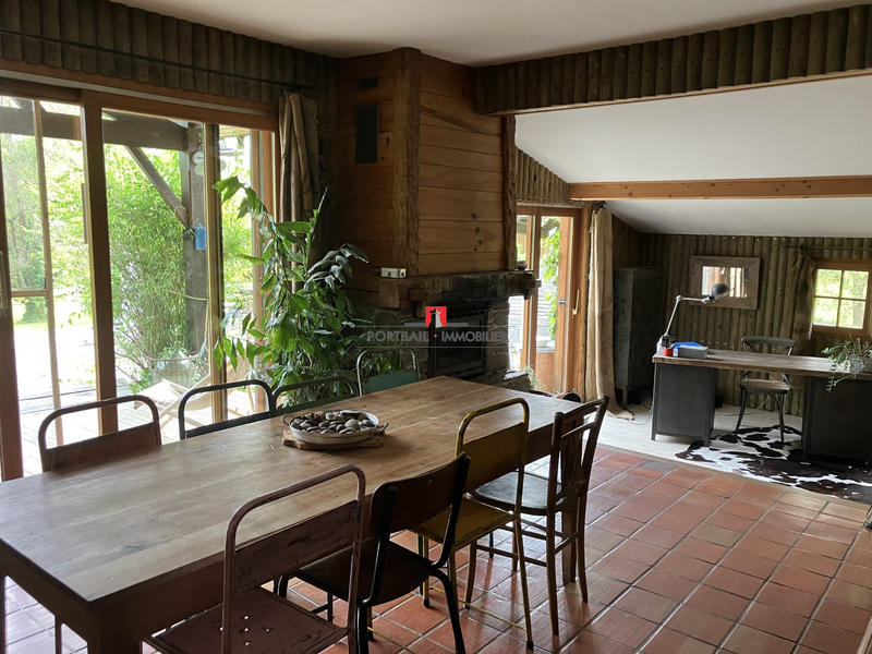 Maison - 121 m² - 4 pièces