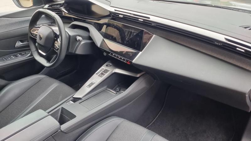 Peugeot 308 III 54 kWh 156 Allure