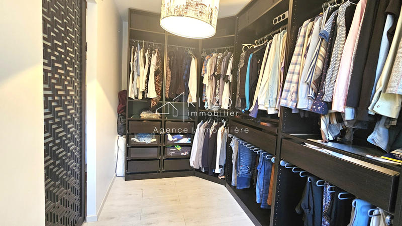 Maison - 127 m² - 5 pièces