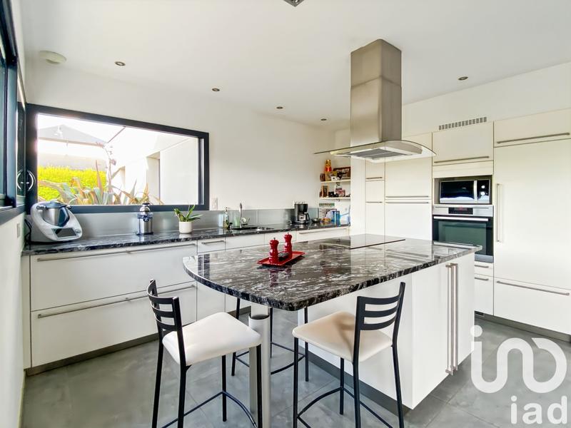 Maison - 143 m² - 5 pièces