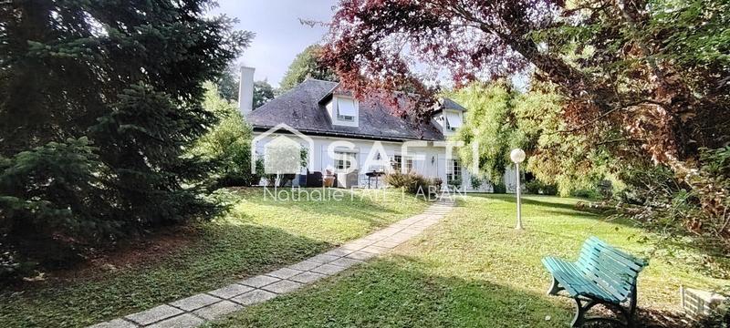 Maison - 175 m² - 8 pièces