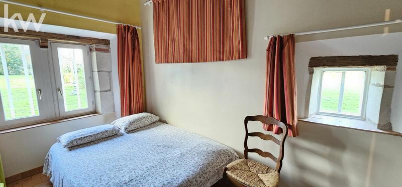 Maison - 204 m² - 9 pièces