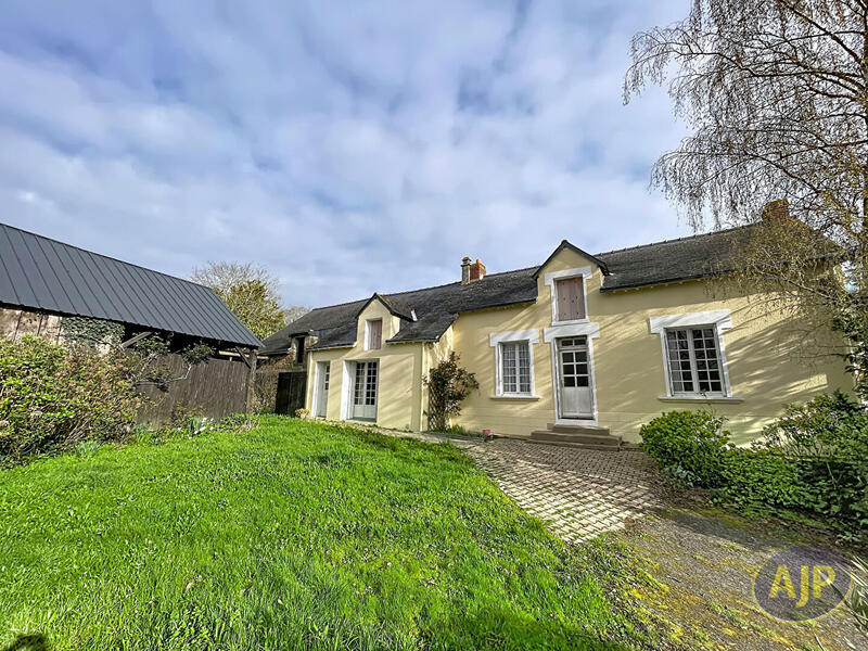 Maison - 85 m² - 5 pièces