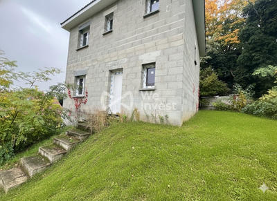 Maison - 90 m² - 1 pièce