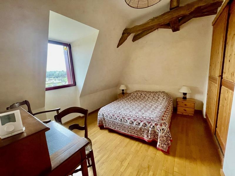 Maison - 288 m² - 8 pièces