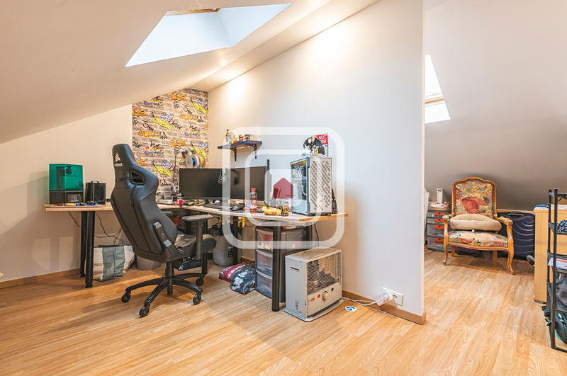 Maison - 86 m² - 5 pièces