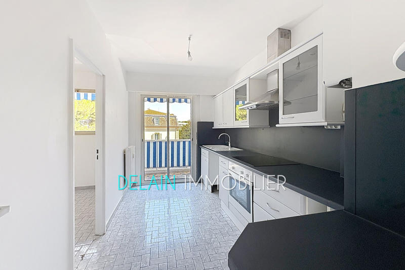 Appartement - 95 m² - 3 pièces