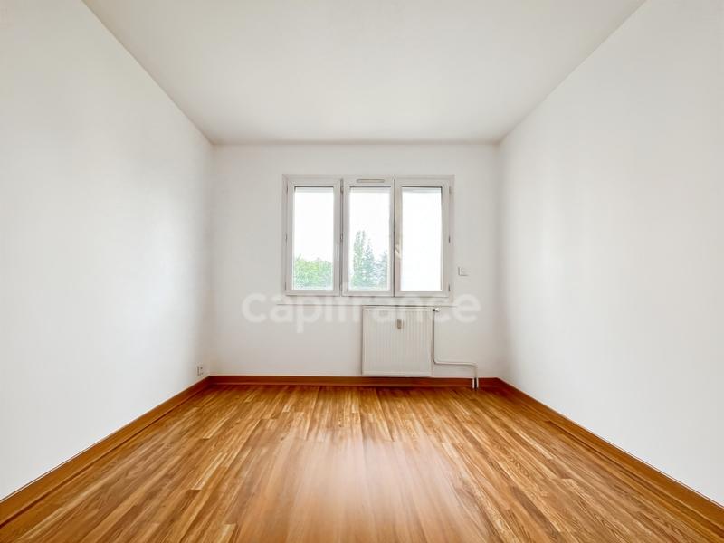 Appartement - 79 m² - 4 pièces