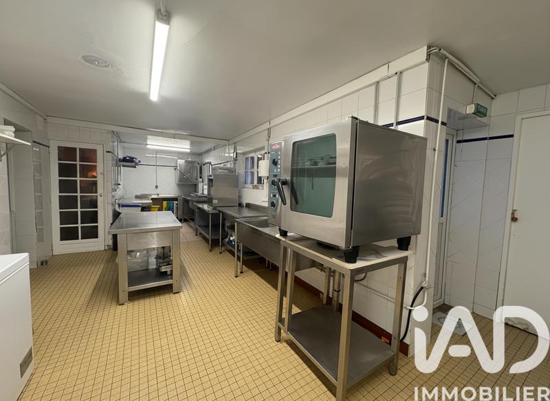 Maison - 533 m² - 10 pièces