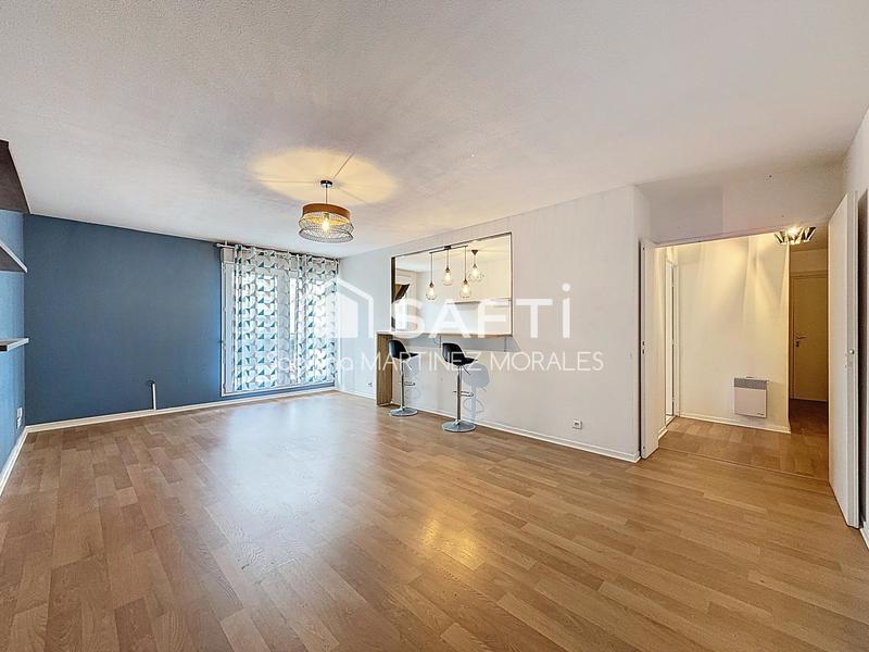 Appartement - 75 m² - 3 pièces