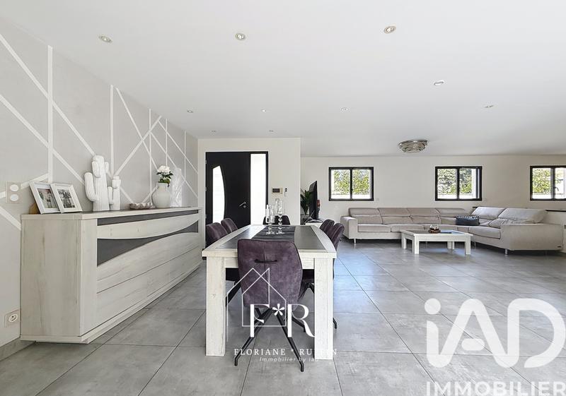 Maison - 155 m² - 5 pièces