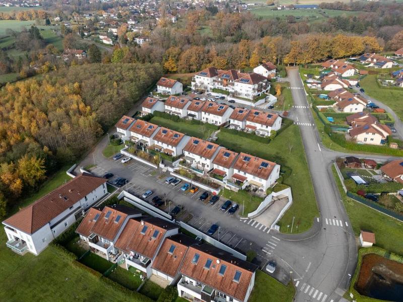 Maison jumelée - 112 m² - 6 pièces