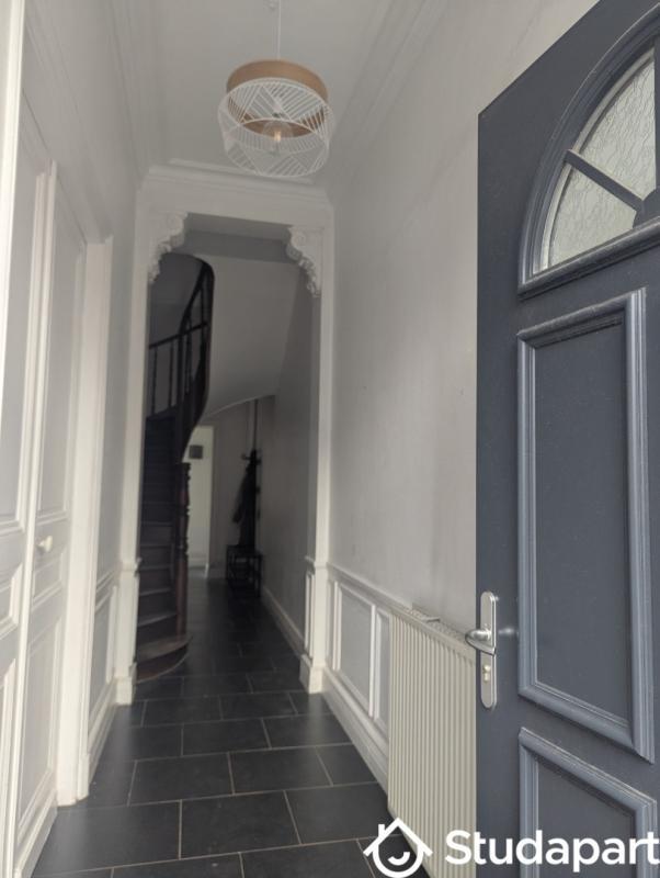 Chambre - 12 m² - 1 pièce