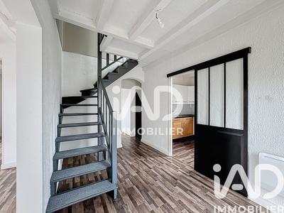 Maison - 90 m² - 5 pièces