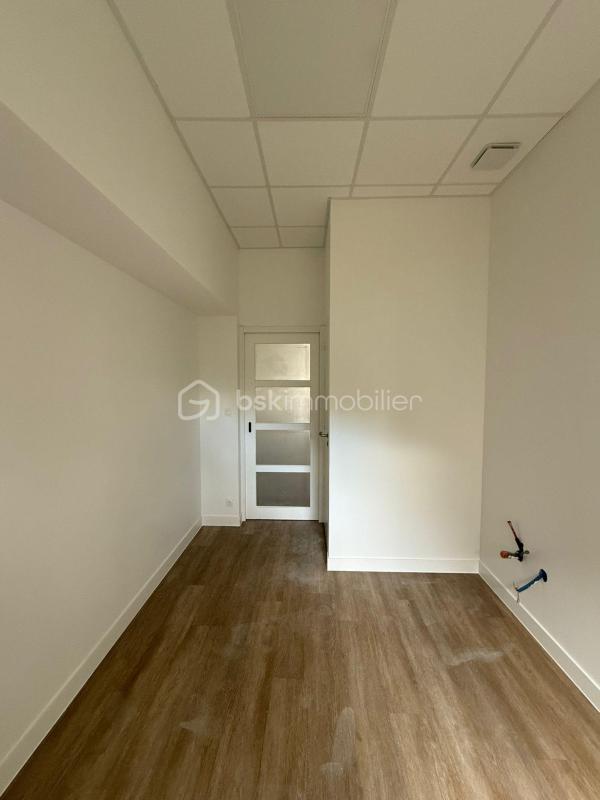 Bureau - 66 m² - 2 pièces