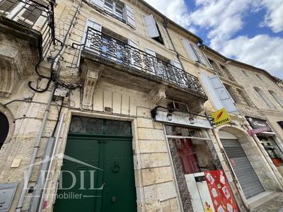 Local commercial - 157 m² - 1 pièce