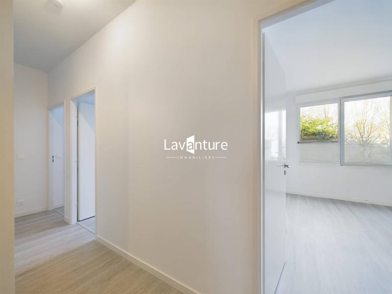 Appartement - 100 m² - 5 pièces