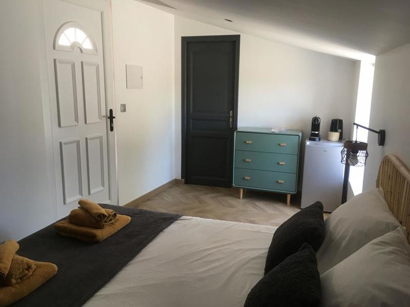 Maison - 210 m² - 10 pièces