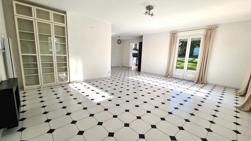 Maison - 145 m² - 6 pièces