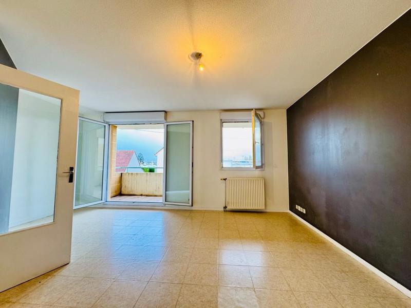 Appartement - 82 m² - 4 pièces