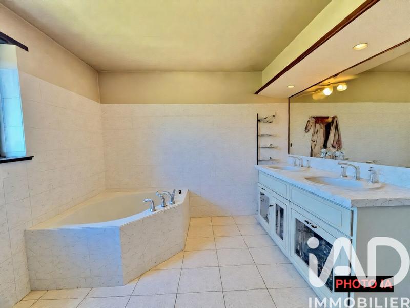 Maison - 132 m² - 5 pièces