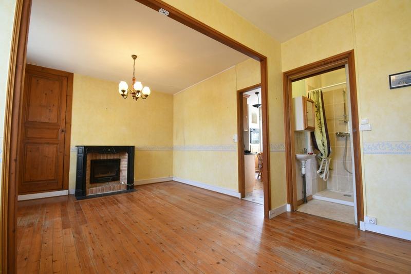 Maison - 74 m² - 6 pièces