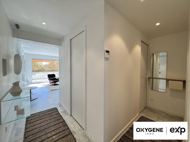 Appartement - 85 m² - 3 pièces