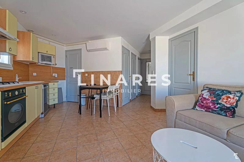 Maison - 225 m² - 6 pièces