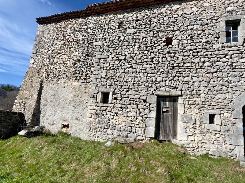 Château - 600 m² - 6 pièces