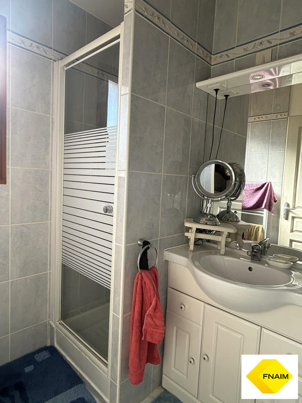 Maison - 101 m² - 4 pièces