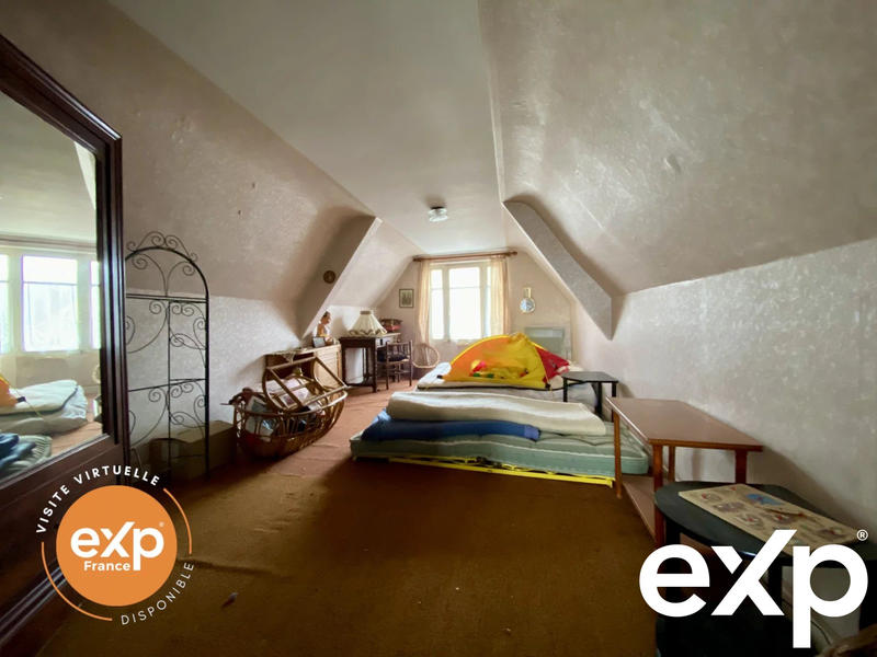 Maison traditionnelle - 114 m² - 6 pièces